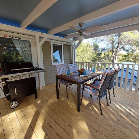 Philomena Mobile Home Camping Pasman Exterior photo